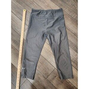 Under Armour Women's Medium Gray Compression Heatgear Capri Leggings - Polyester